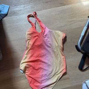 Aerie One Shoulder Full Coverage Ombre One Piece Swimsuit